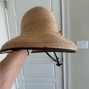 Tilley Hat!! Women’s Adjustable Straw Hat for ALL Occasions